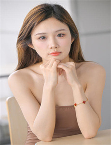 阳光小美女